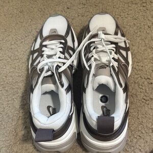 Nike White and Brown Athletic Shoes